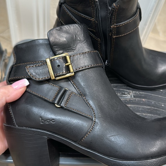 BOC ankle boots. 6 1/2 NEW. never worn. Gorgeous boots. - Picture 3 of 16